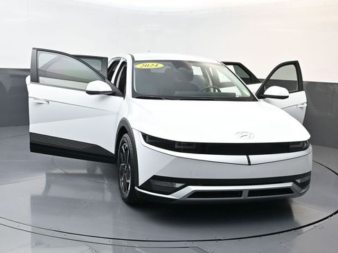 Certified 2024 Hyundai Ioniq 5 SEL image 29