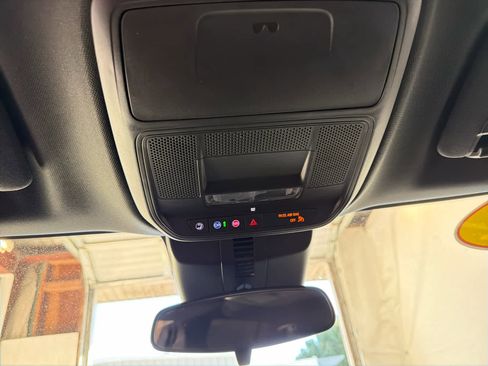 Used 2025 GMC Acadia Elevation image 58