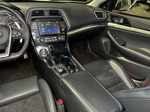 Used 2017 Nissan Maxima SR w/ Midnight Edition image 30
