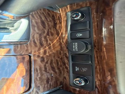 Used 2017 Nissan Armada Platinum w/ Captain Seat Package AWD/4WD image 26