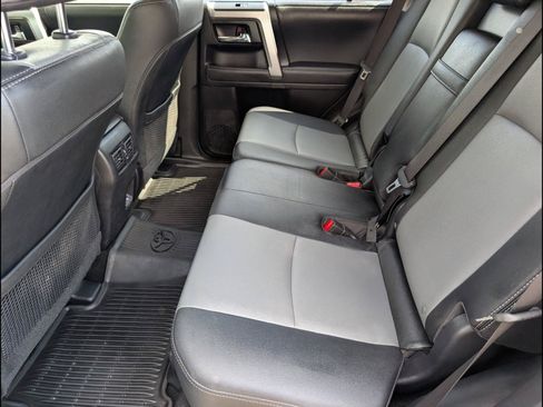 Used 2024 Toyota 4Runner SR5 Premium w/ Moonroof Package AWD/4WD image 12