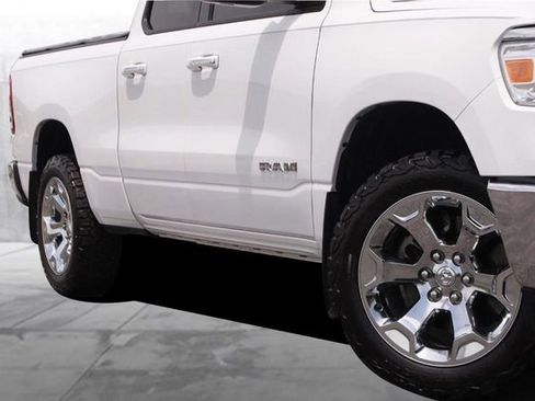 Used 2019 RAM 1500 Big Horn AWD/4WD image 3