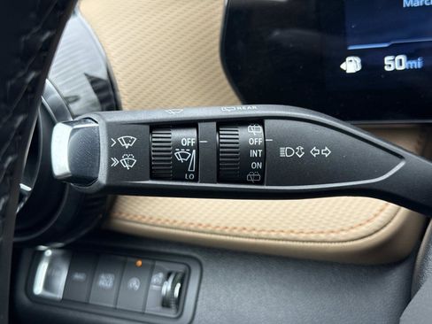 Used 2026 Chevrolet Equinox ACTIV w/ Convenience Package III image 9