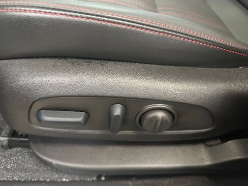 Certified 2023 Chevrolet Equinox RS w/ LPO, Floor Liner Package image 6