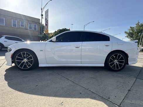 Used 2018 Dodge Charger R/T Scat Pack RWD image 8