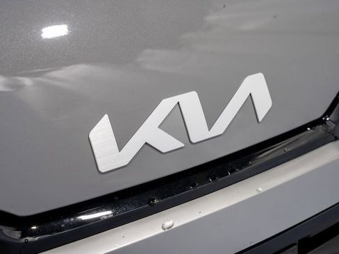 New 2026 Kia Sportage EX image 3