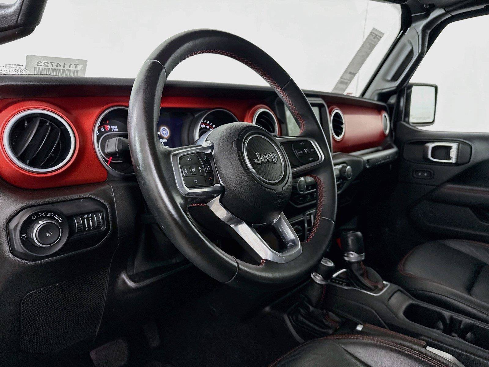 Used 2018 Jeep Wrangler Unlimited Rubicon w/ Dual Top Group AWD/4WD image 4