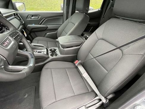 New 2025 GMC Canyon Elevation w/ Technology Package image 12