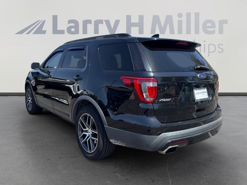 Used 2017 Ford Explorer Sport w/ Equipment Group 401A AWD/4WD image 3