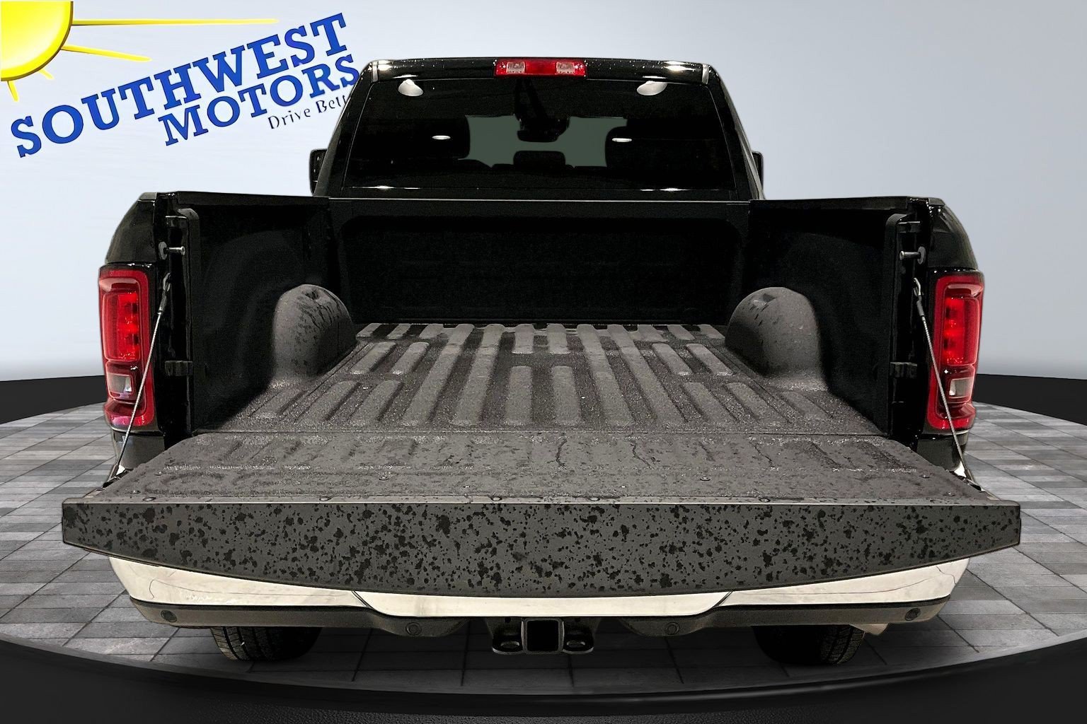 Used 2026 RAM 2500 Big Horn AWD/4WD image 7