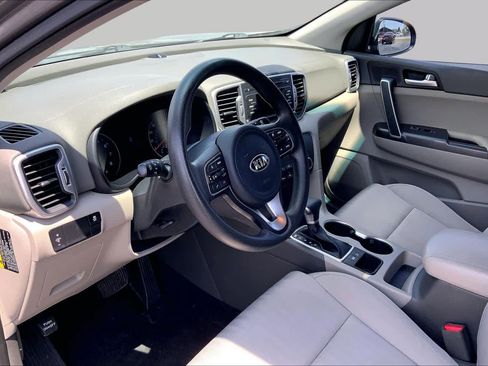 Used 2019 Kia Sportage LX FWD image 18