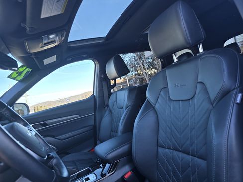 Used 2025 Kia Telluride EX X-Line image 12