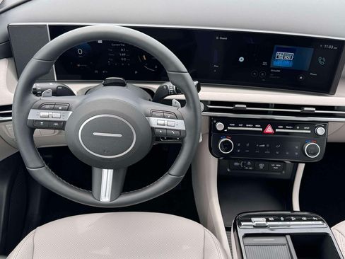 New 2026 Hyundai Tucson Limited FWD image 36