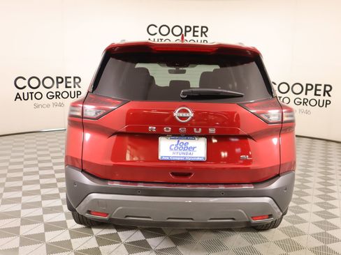 Used 2023 Nissan Rogue SL w/ SL Premium Package FWD image 23