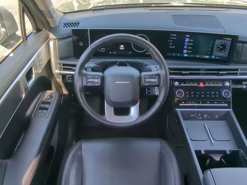 Used 2025 Hyundai Santa Fe Limited image 20