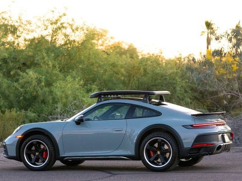 Used 2024 Porsche 911 Dakar image 22