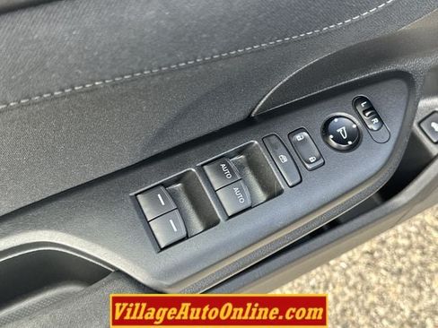 Used 2017 Honda Civic EX image 10