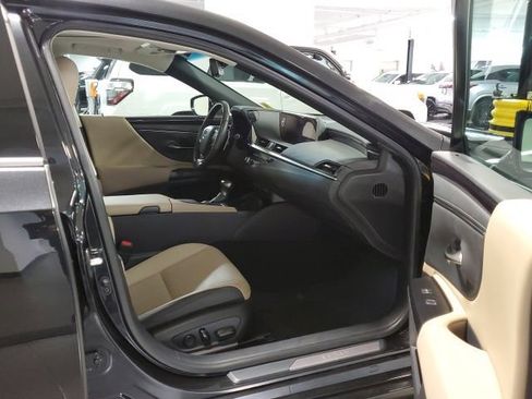 Used 2021 Lexus ES 250 w/ Premium Package AWD/4WD image 24