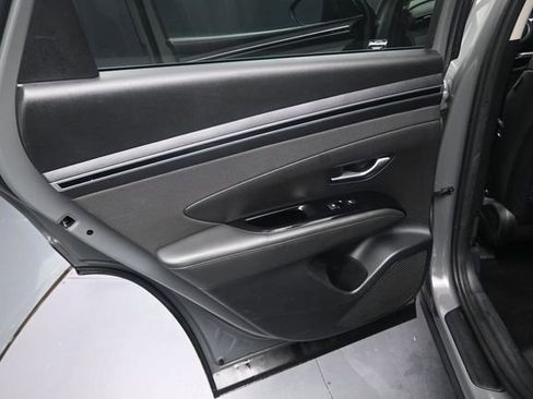 Used 2024 Hyundai Tucson Limited AWD/4WD image 18