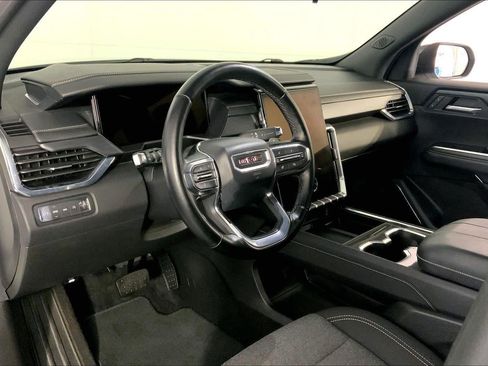 Used 2025 GMC Acadia Elevation AWD/4WD image 18