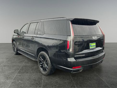 Used 2021 Cadillac Escalade ESV Sport Platinum image 5