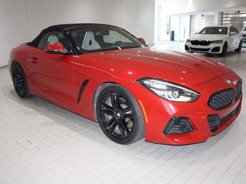 Used 2019 BMW Z4 sDrive30i w/ M Sport Package image 11