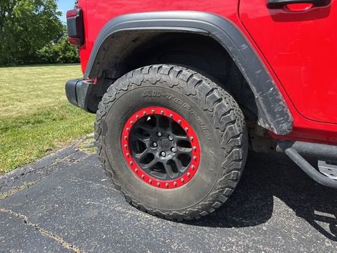 Used 2019 Jeep Wrangler Unlimited Rubicon w/ Uconnect 4C Nav & Sound Group AWD/4WD image 8