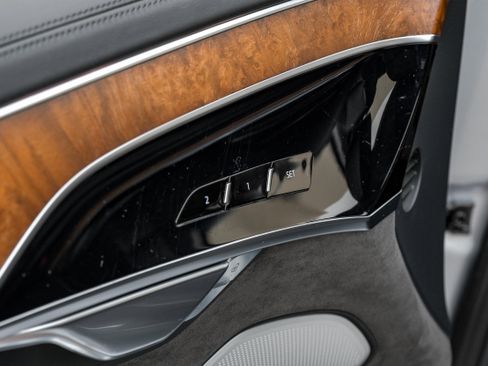 Used 2020 Audi A8 L 4.0T image 56