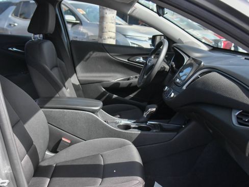 Used 2024 Chevrolet Malibu LT FWD image 40