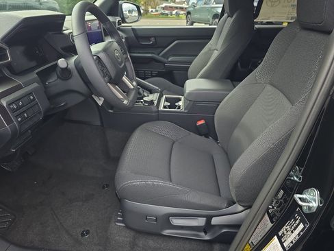 New 2026 Toyota 4Runner SR5 image 15