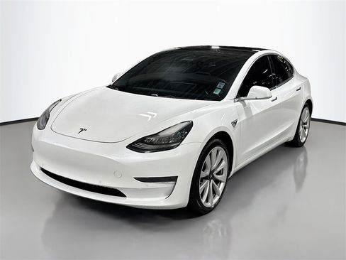 Used 2019 Tesla Model 3 Long Range image 1