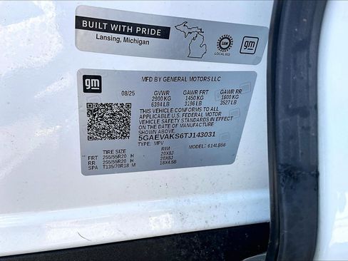 Used 2026 Buick Enclave Preferred AWD/4WD image 36