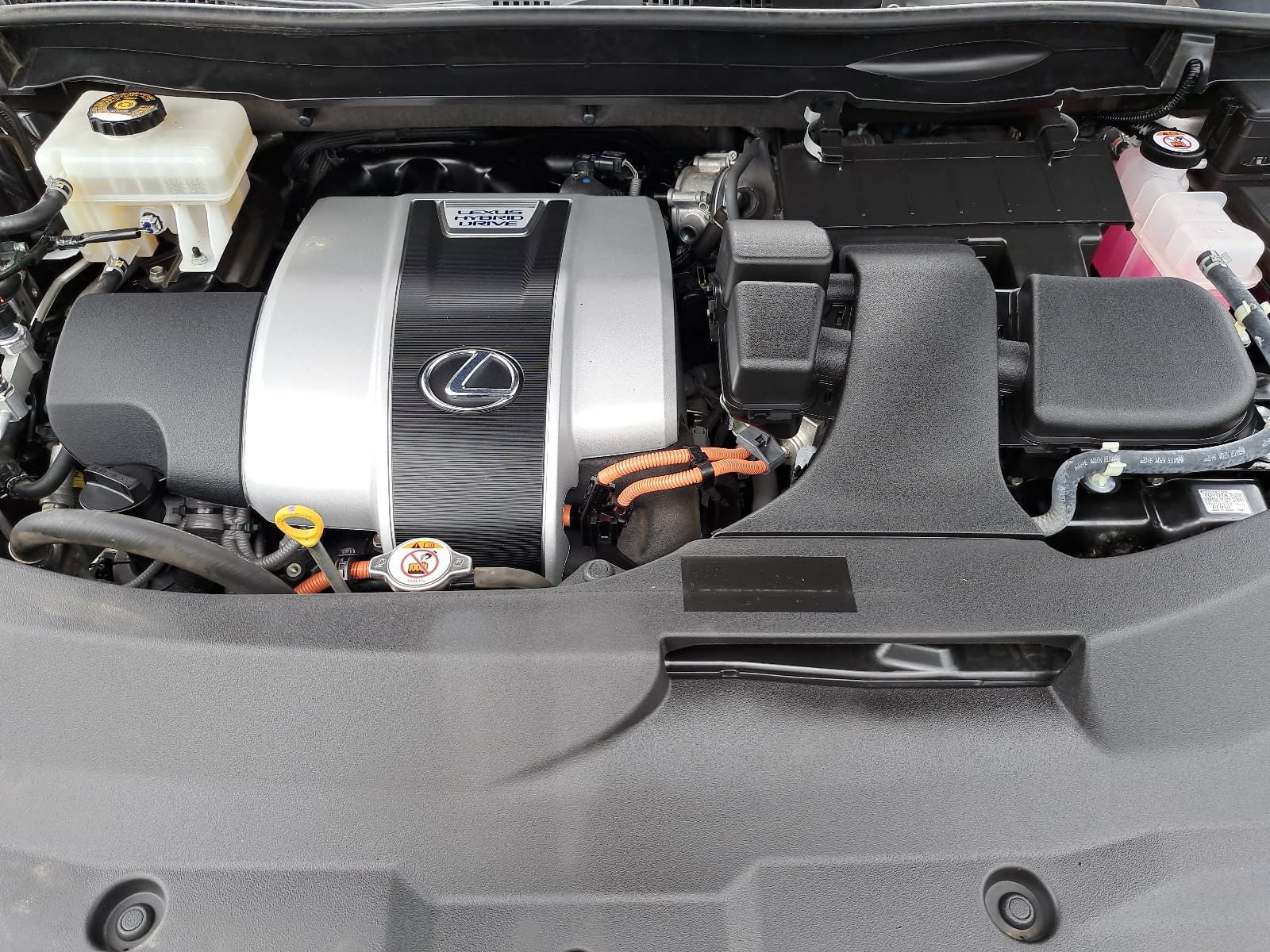 Used 2022 Lexus RX 450h AWD w/ Premium Package image 34