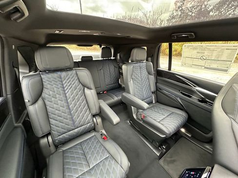 New 2025 Cadillac Escalade IQ Sport 1 w/ LPO, ONYX Package AWD/4WD image 25