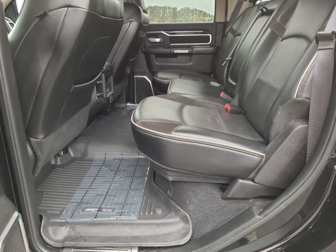 Used 2019 RAM 3500 Laramie image 21