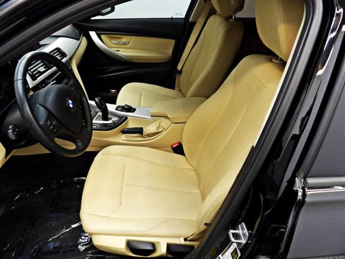 Used 2018 BMW 320i Sedan image 8