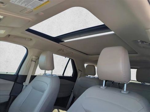 Certified 2023 Ford Explorer Limited w/ Equipment Group 301A image 25