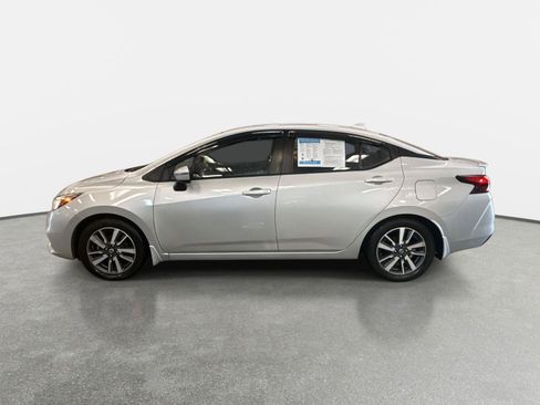 Used 2020 Nissan Versa SV w/ Trunk Package image 8