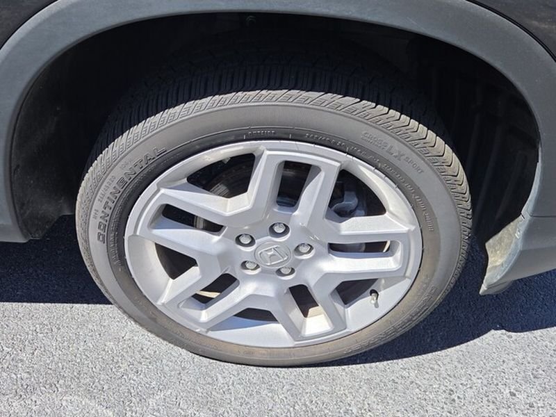 Used 2025 Honda Passport EX-L image 18