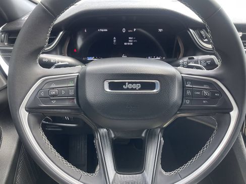 New 2026 Jeep Grand Cherokee Laredo AWD/4WD image 18