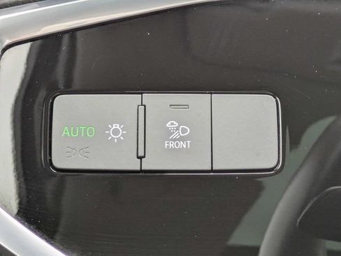 Used 2023 Audi Q3 2.0T Premium AWD/4WD image 26
