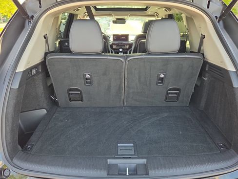 Used 2025 Acura MDX FWD w/ Technology Package image 17