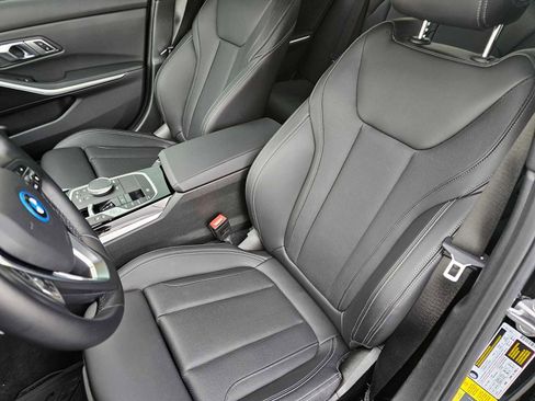 Used 2023 BMW 330e w/ Driving Assistance Package image 21