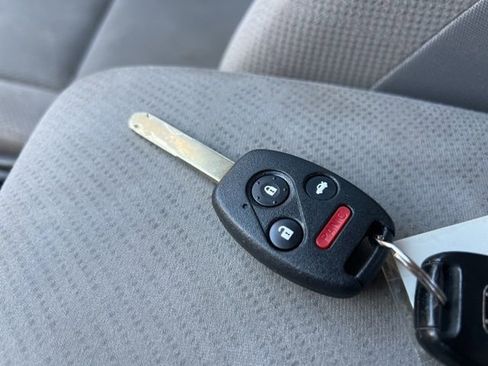 Used 2012 Honda Civic LX image 16