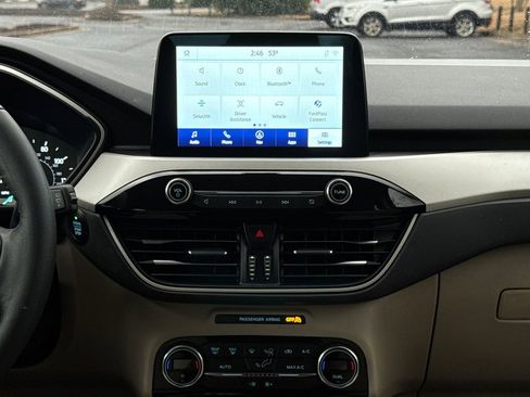 Used 2021 Ford Escape SE w/ Convenience Package image 18