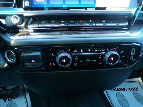 Used 2024 Chevrolet Silverado 1500 LT w/ Safety Package image 30