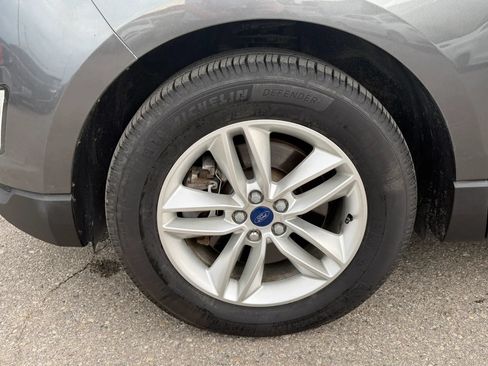 Used 2017 Ford Edge SEL w/ Equipment Group 201A AWD/4WD image 9
