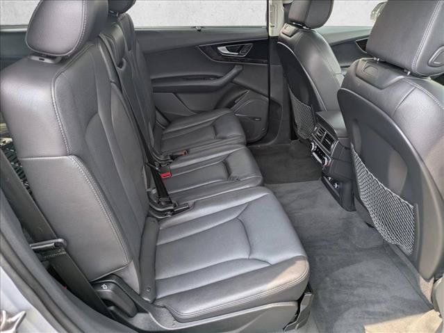 Used 2018 Audi Q7 3.0T Prestige w/ Prestige Package AWD/4WD image 19
