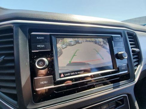 Used 2021 Volkswagen Atlas Cross Sport S image 14