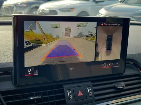 Certified 2024 Audi Q5 e Premium Plus w/ Premium Plus Package image 30